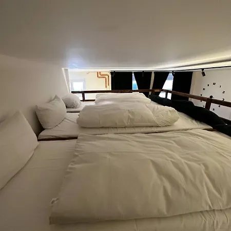 Kant 99 Xl * برلين